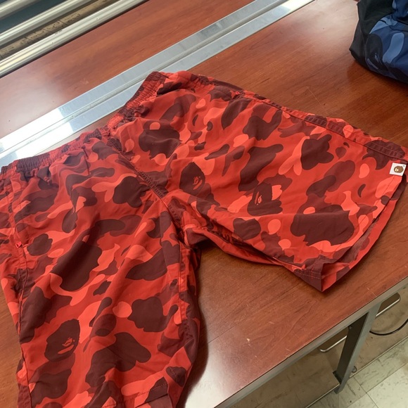 Authentic Bape A Bathing Ape Red Color Camo Shorts - Picture 1 of 3
